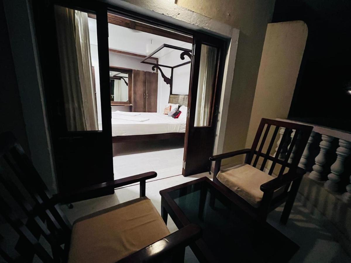 Naga Cottages Morjim Luaran gambar