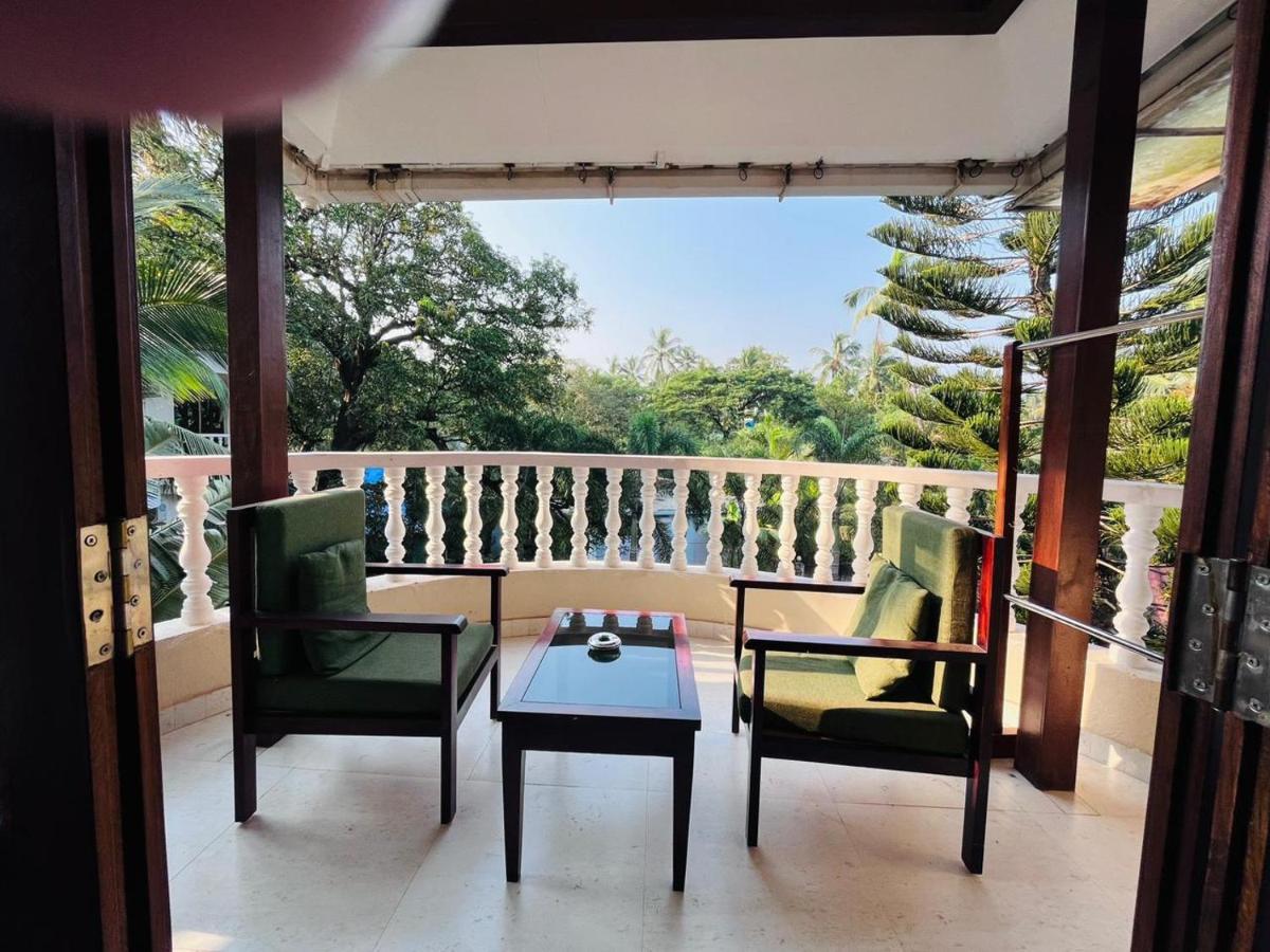 Naga Cottages Morjim Luaran gambar