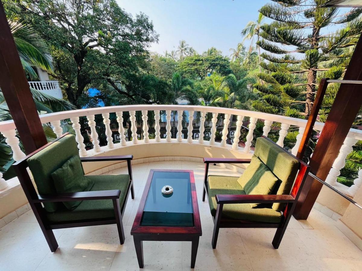 Naga Cottages Morjim Luaran gambar