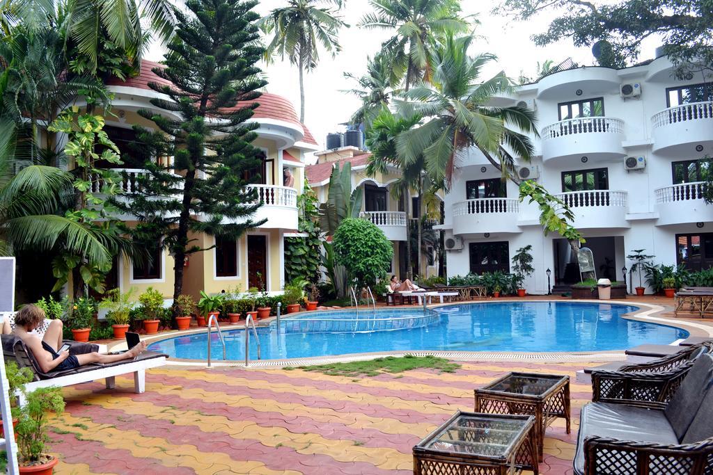 Naga Cottages Morjim Luaran gambar